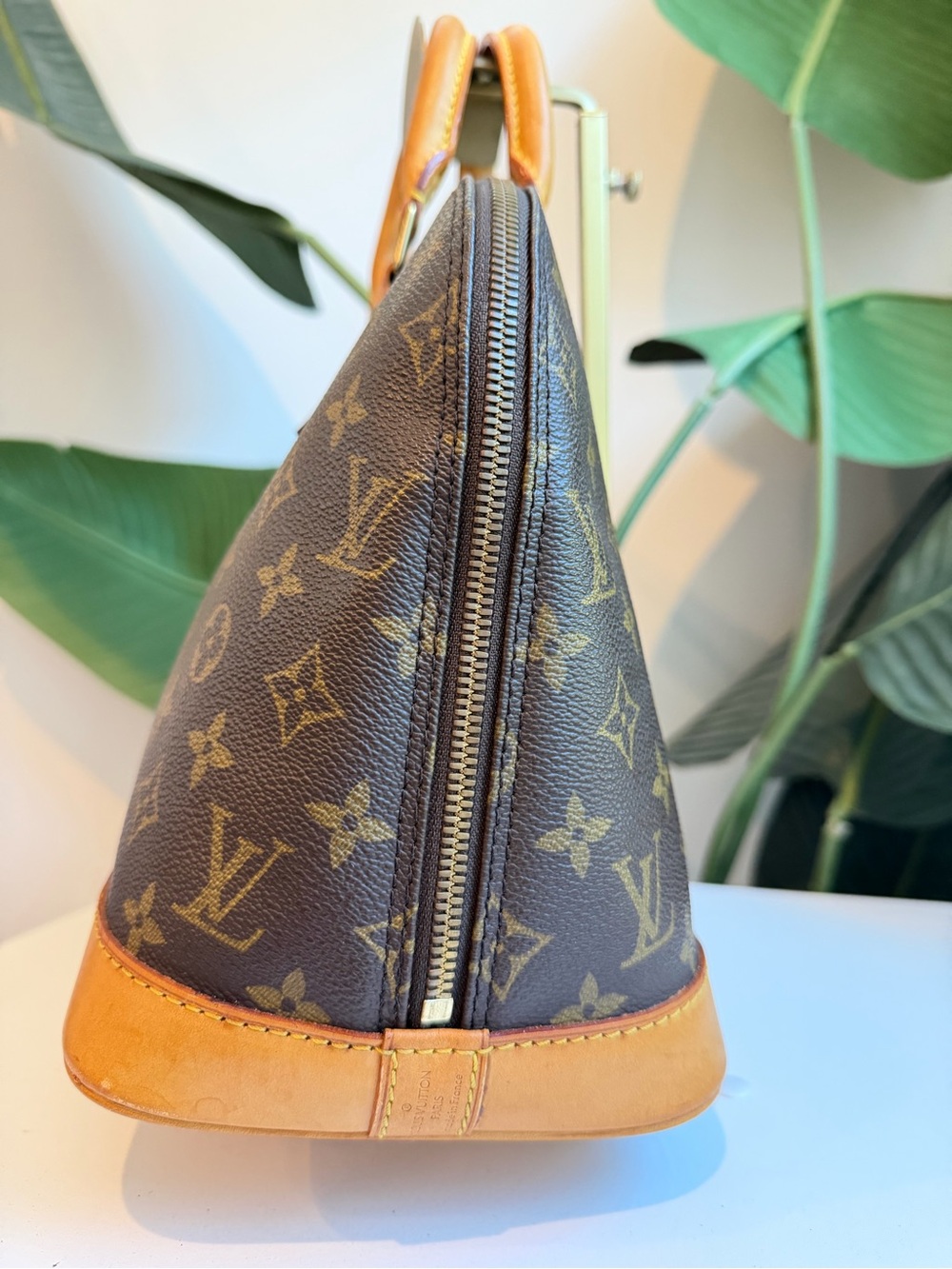 Louis Vuitton ‘Alma PM’ - Picture 4 of 12